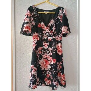 BB Dakota Black Floral Fit & Flare Tie Waist Flutter Short Sleeve Dress - 10